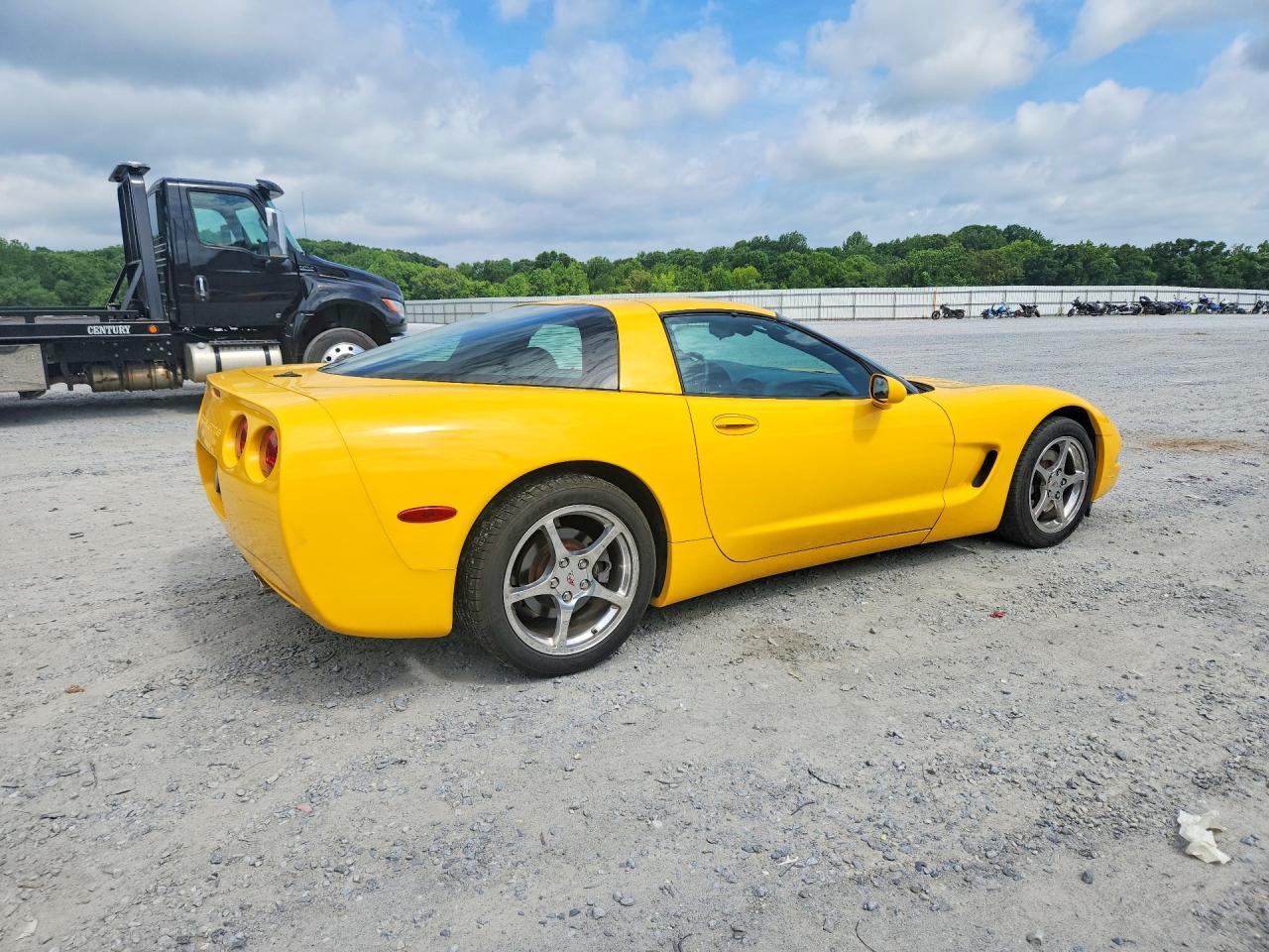 2000 Chevrolet Corvette Yellow vin: 1G1YY22G4Y5126595