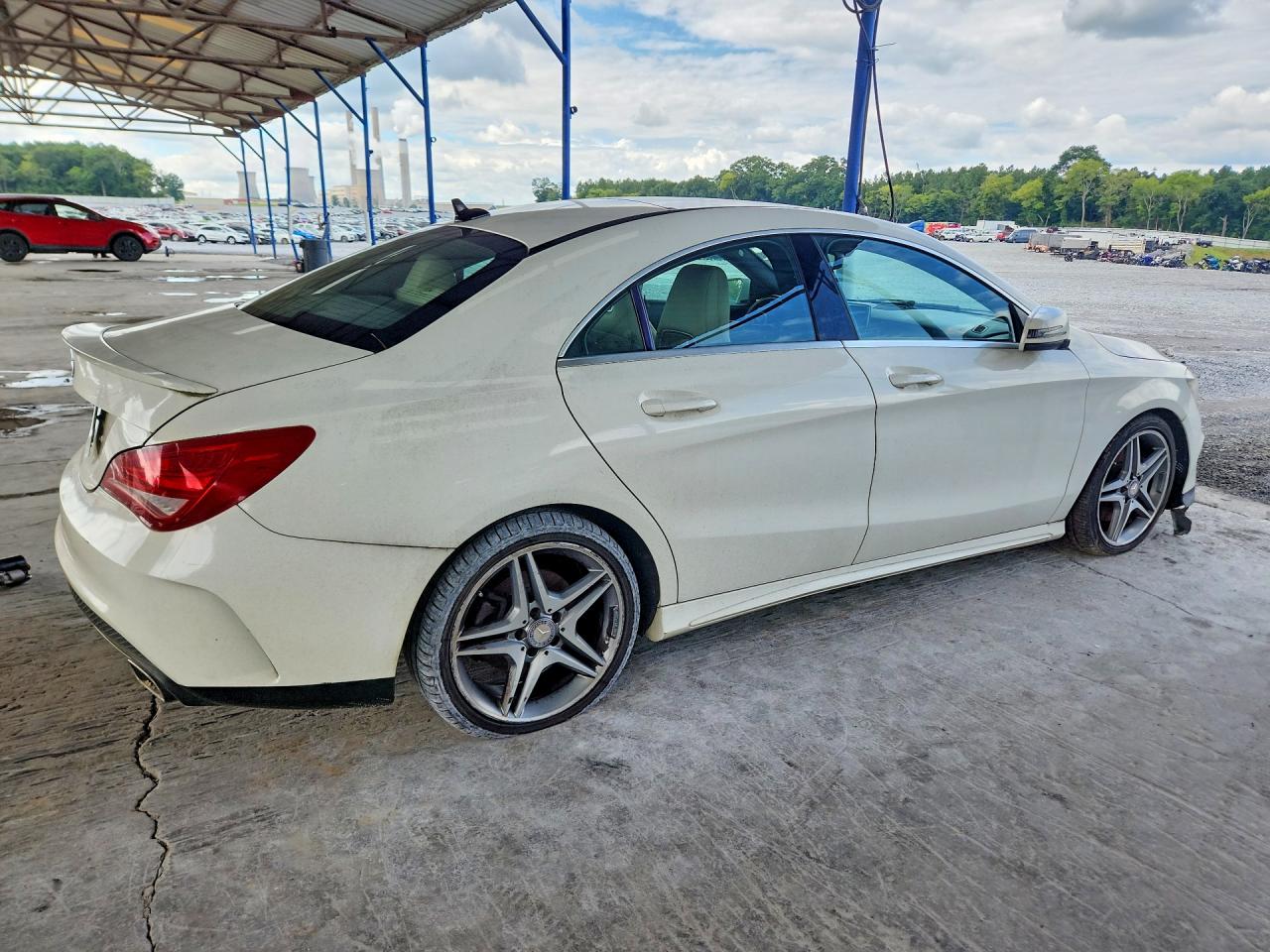 2014 Mercedes-benz Cla 250 White vin: WDDSJ4EB2EN160985