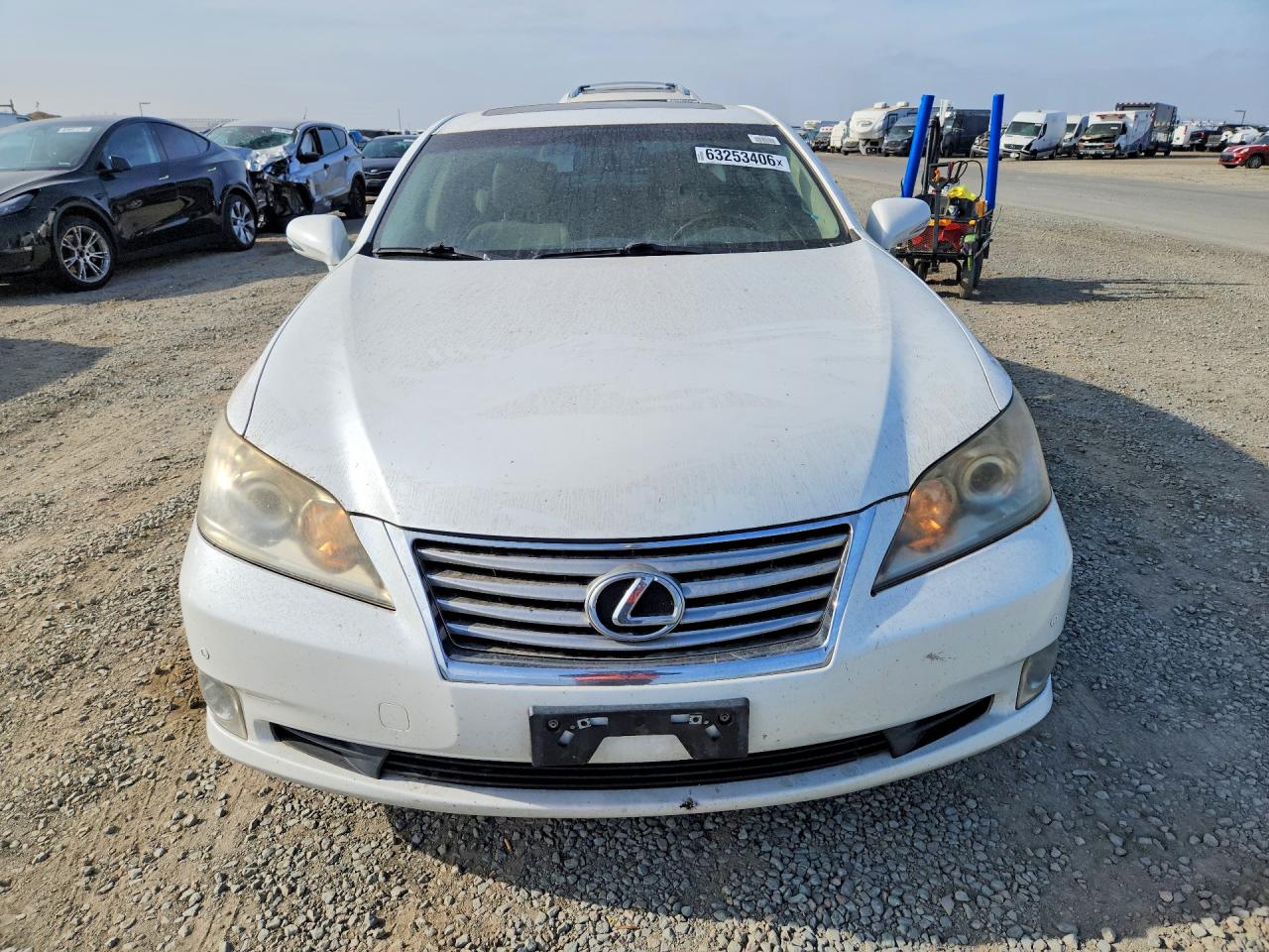2011 Lexus Es 350 White vin: JTHBK1EG4B2421014