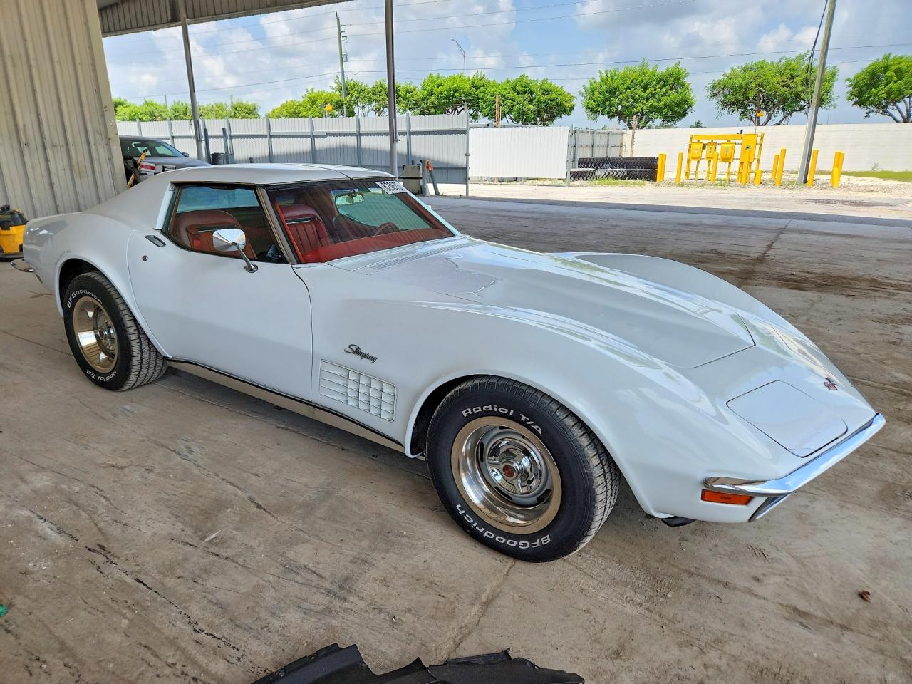 1971 Chevrolet Corvette White vin: 194371S117392