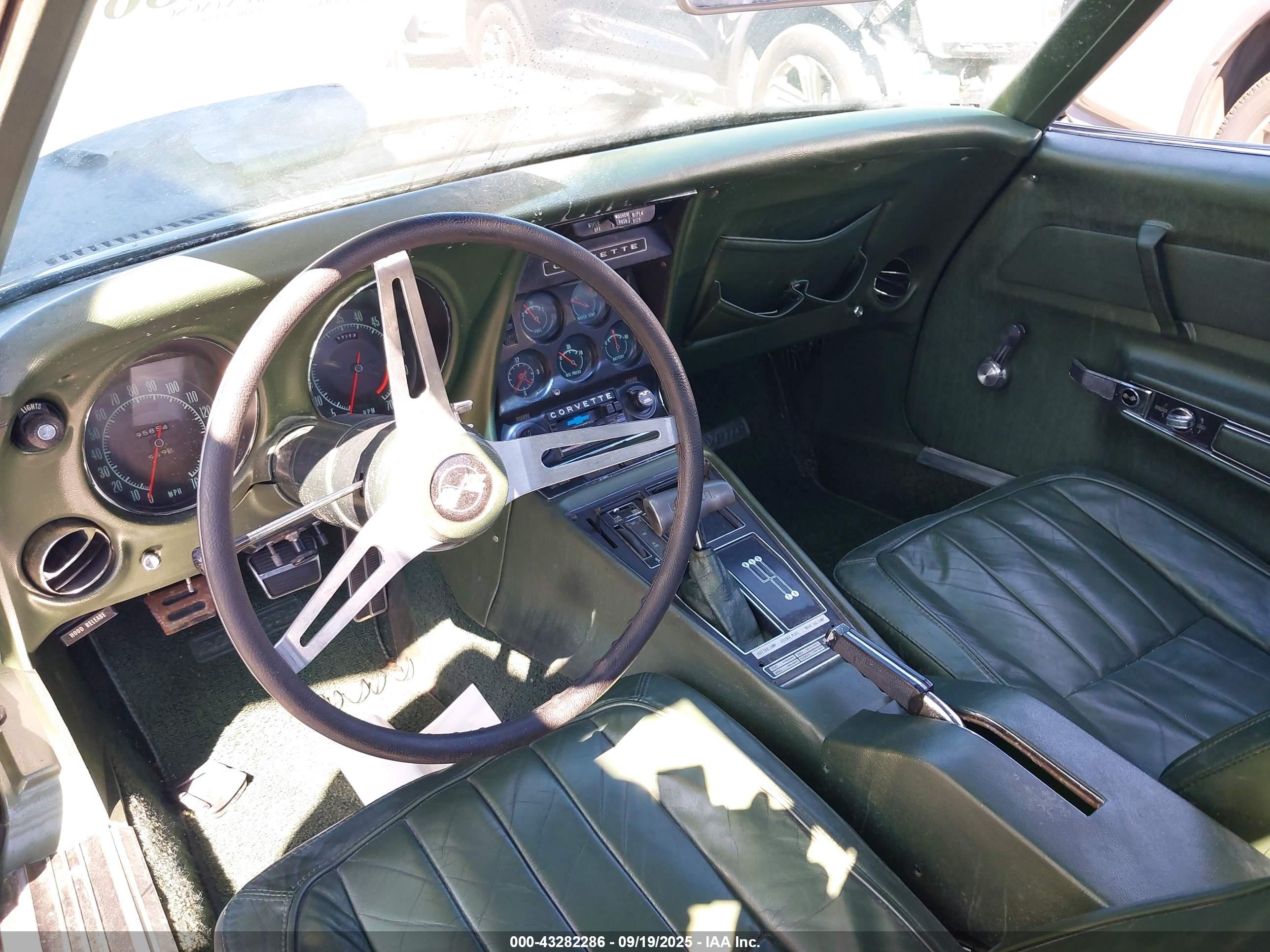 1969 Chevrolet Corvette   Зеленый vin: 194379S720375    
