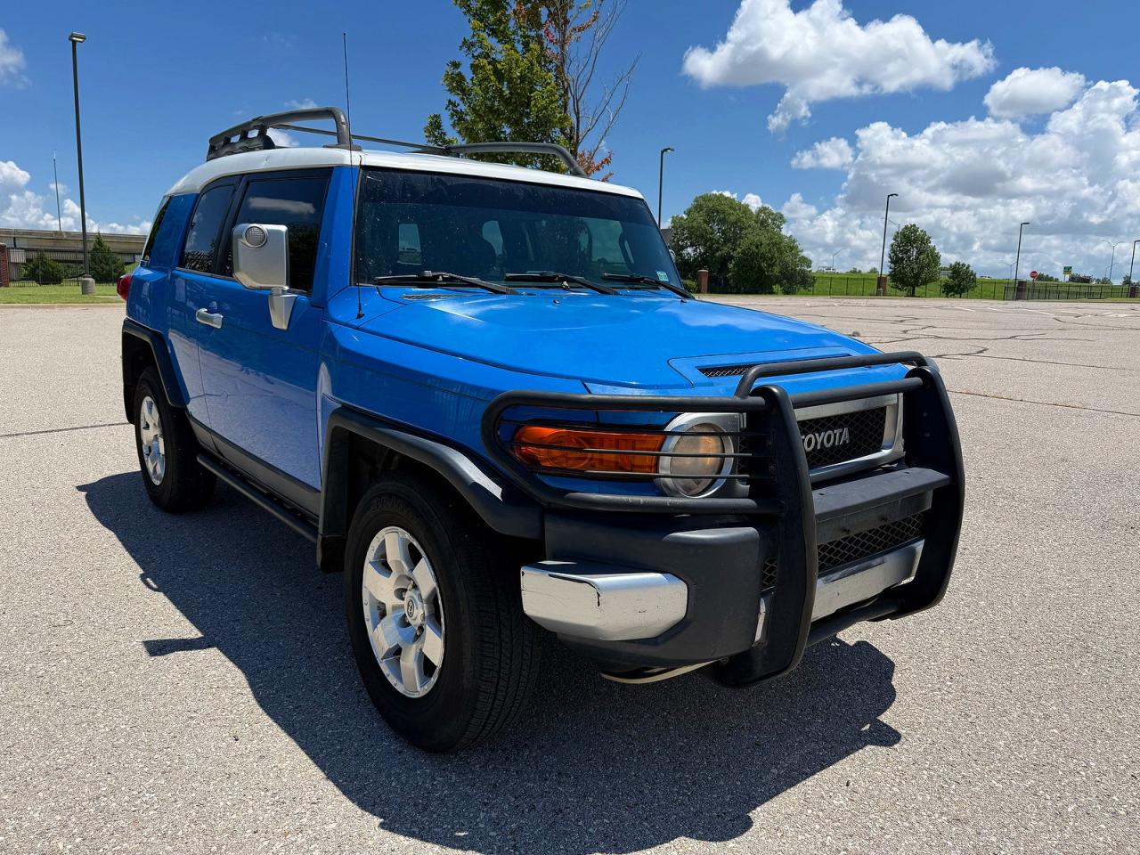 2007 Toyota Fj Cruiser Base Blue vin: JTEBU11F170076998