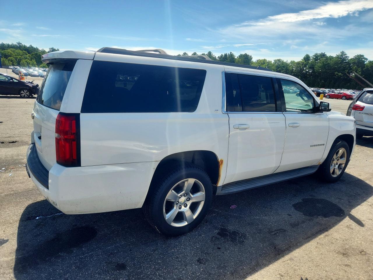 2015 Chevrolet Suburban K1500 Lt White vin: 1GNSKJKC1FR300402