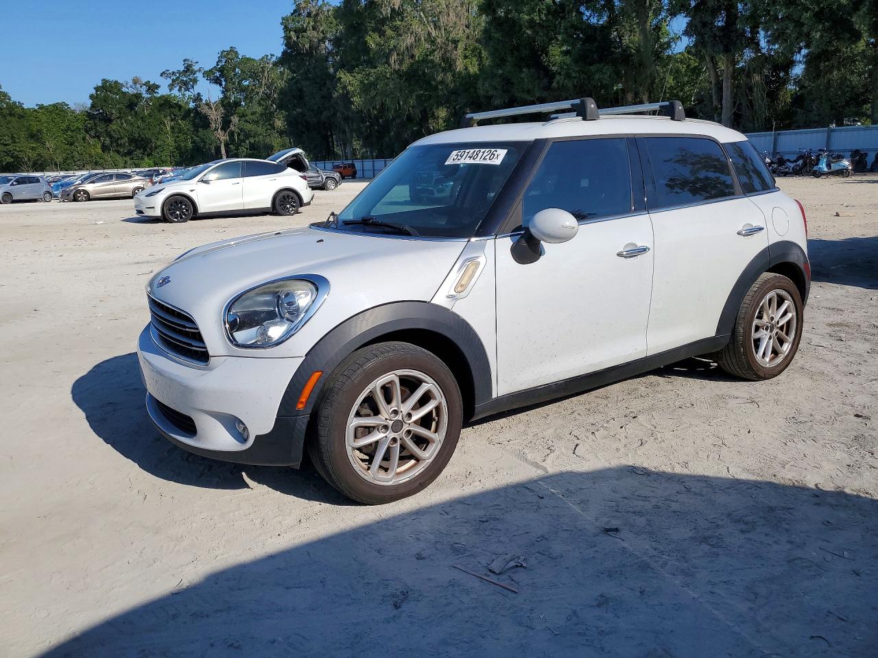 2015 Mini Cooper Countryman White vin: WMWZB3C59FWR44473