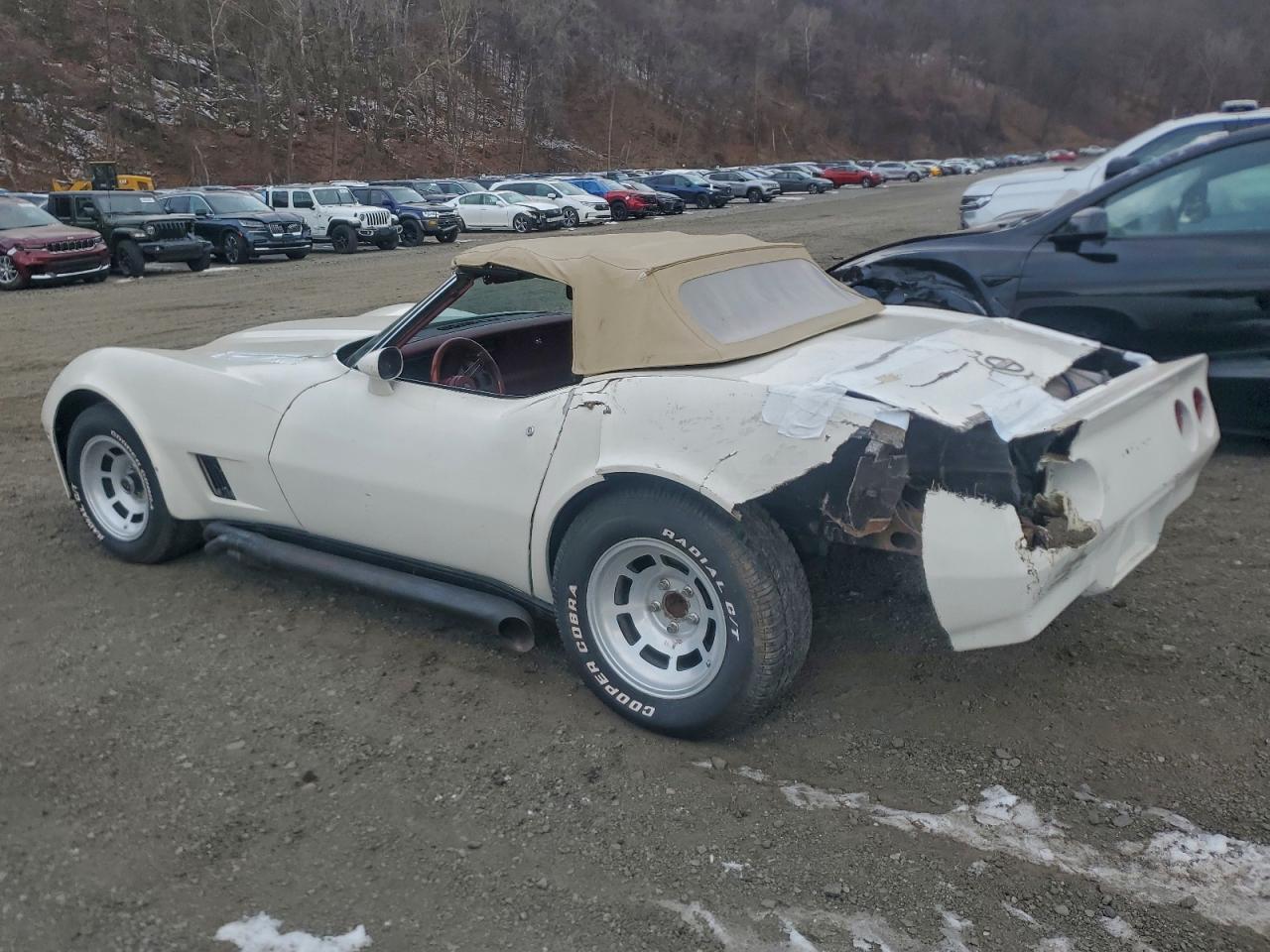 1970 Chevrolet Corvette Cream vin: 194670S407678