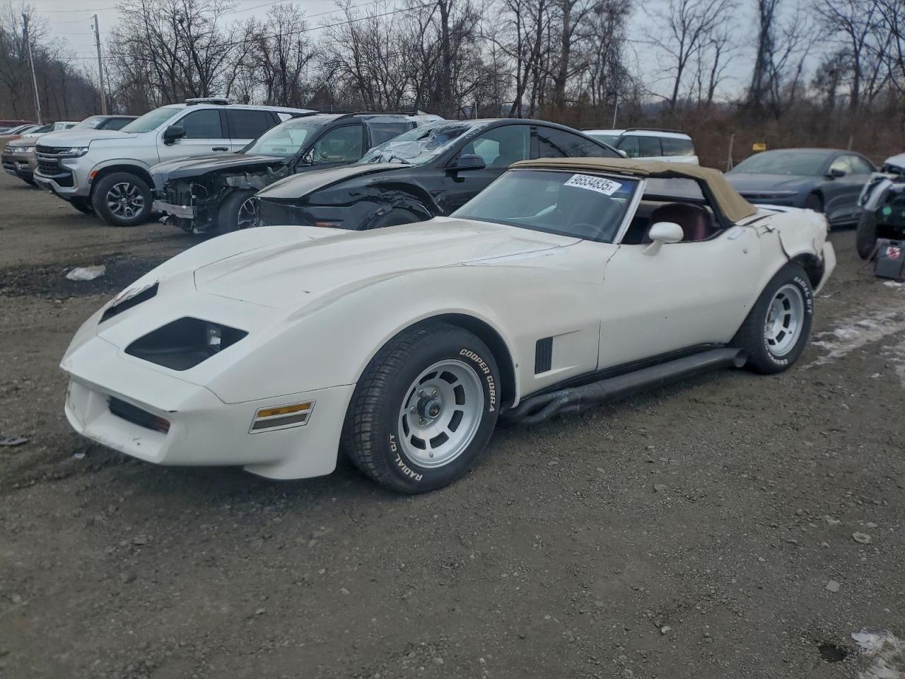 1970 Chevrolet Corvette Cream vin: 194670S407678