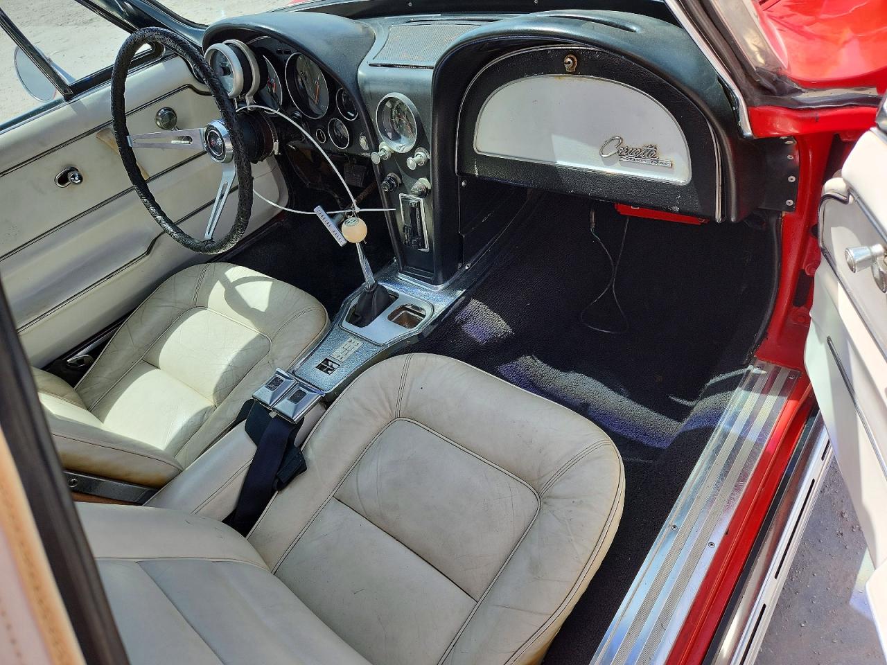 1965 Chevrolet Corvette Red vin: 194675S122966