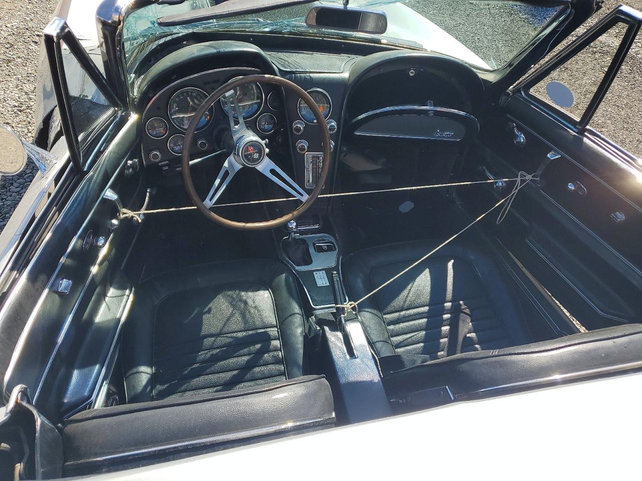 1967 Chevrolet Uk Silver vin: 194677S106310