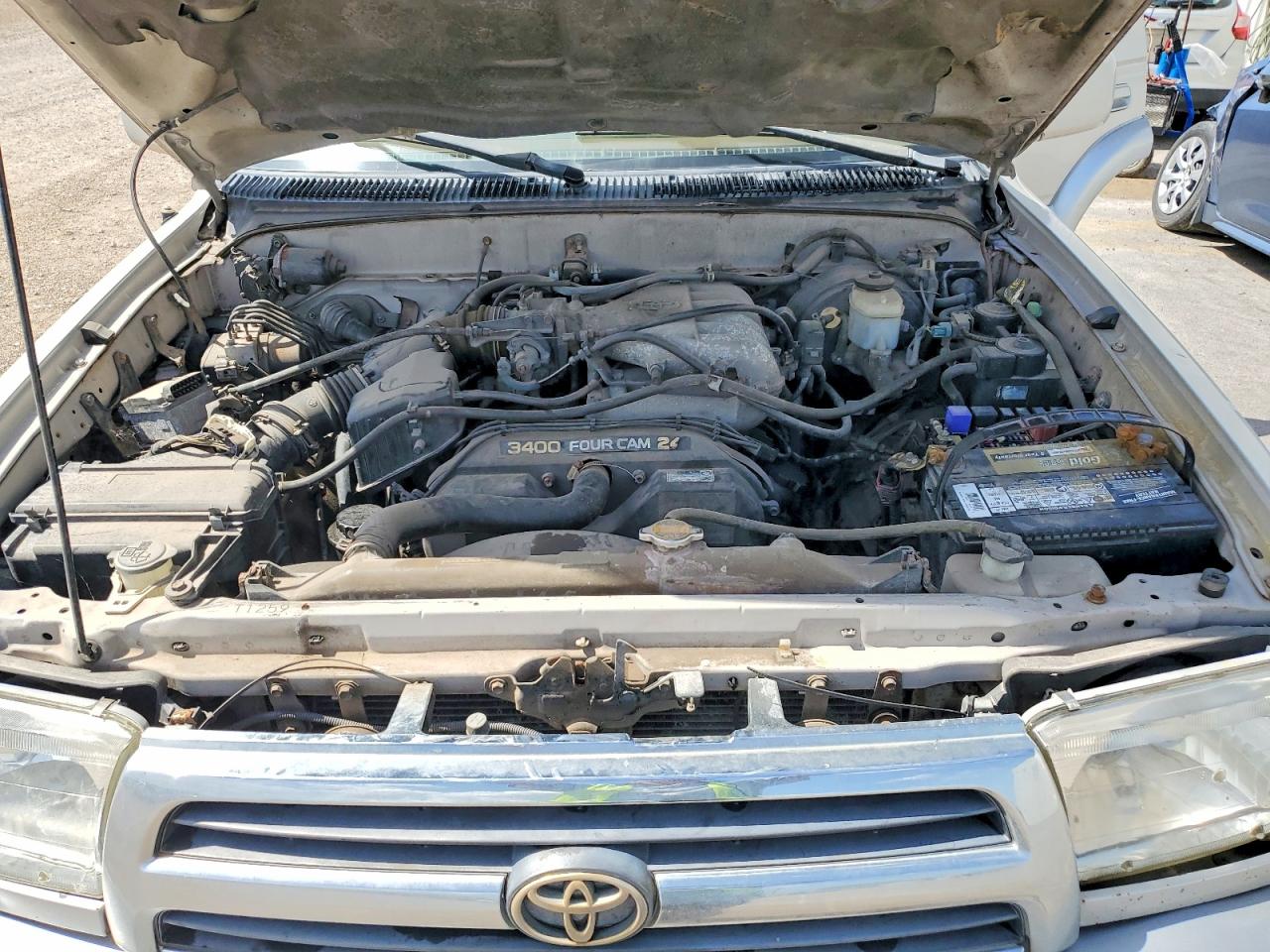 1999 Toyota 4runner Limited Tan vin: JT3GN87RXX0108479