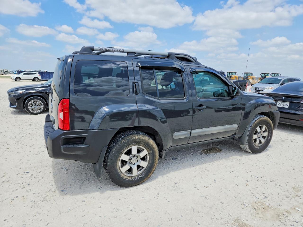 2012 Nissan Xterra X Charcoal vin: 5N1AN0NW1CC526087