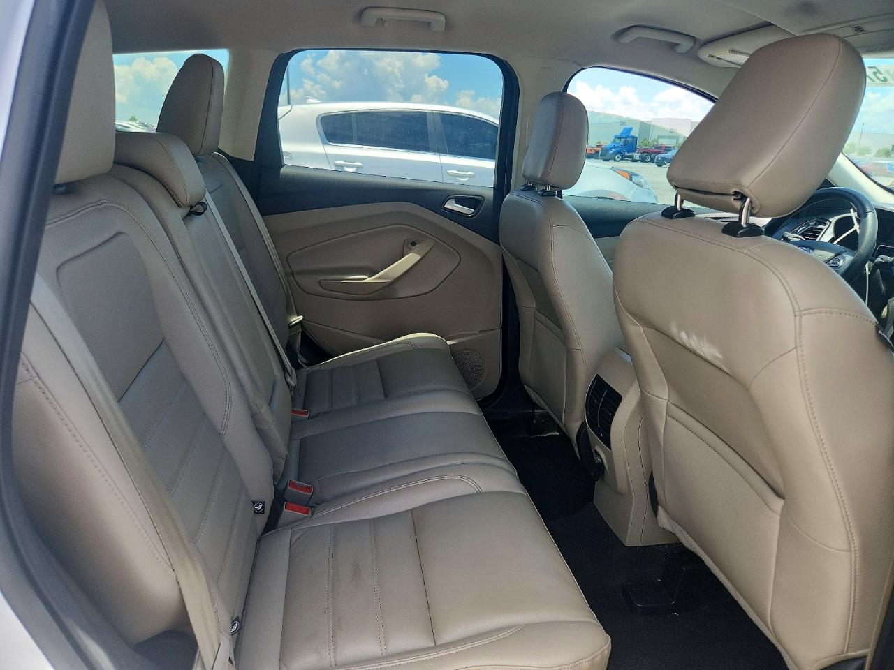 2018 Ford Escape Sel White vin: 1FMCU0HD6JUB20528