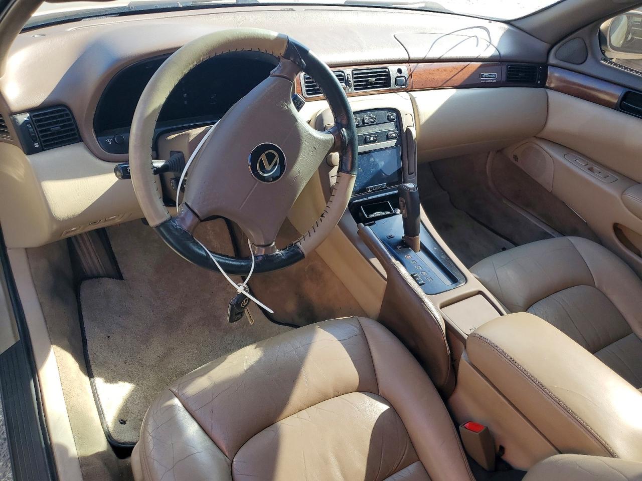 1996 Lexus Sc 300 Base Tan vin: JT8CD32ZXT0033654
