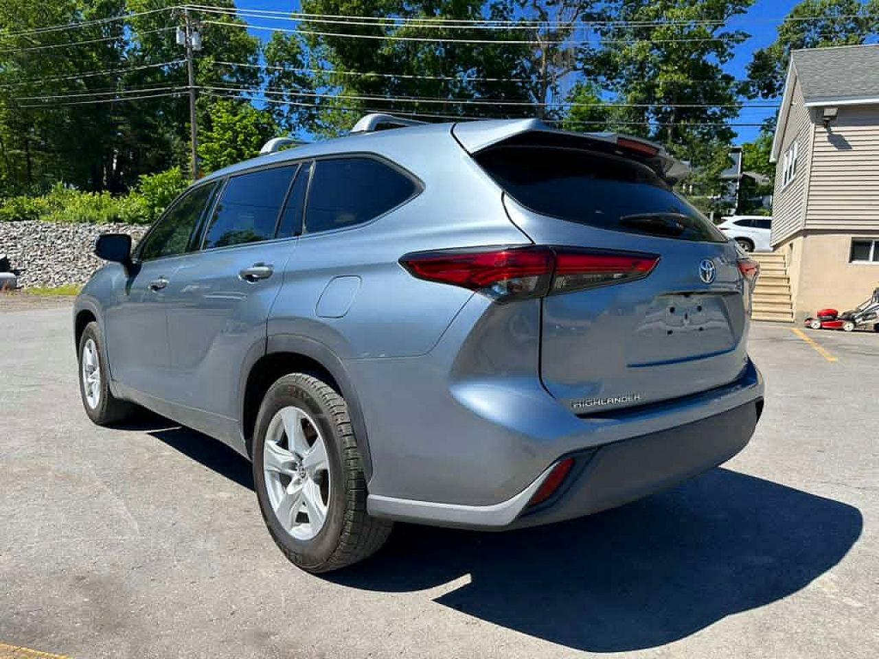 2020 Toyota Highlander Le Синий vin: 5TDZZRAH1LS010303