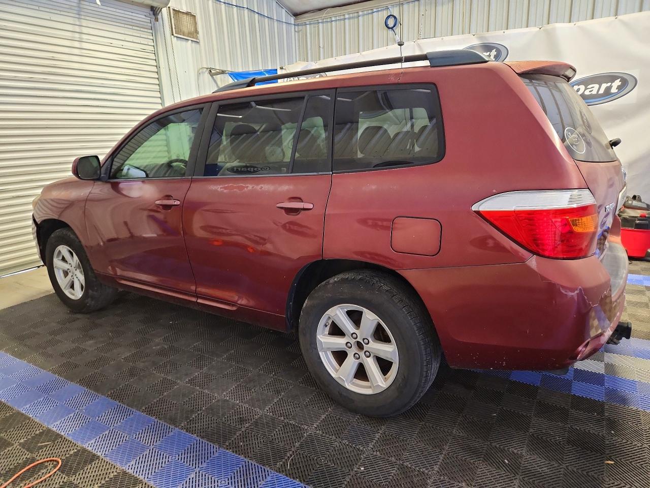 2008 Toyota Highlander Base Maroon vin: JTEDS41AX82010766