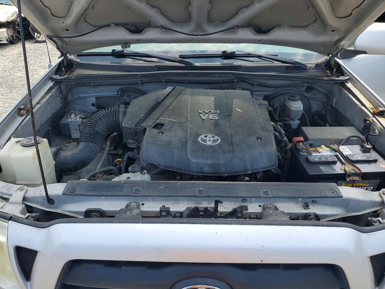 2005 Toyota Tacoma Double Cab Long Bed Silver vin: 5TEMU52N75Z124740