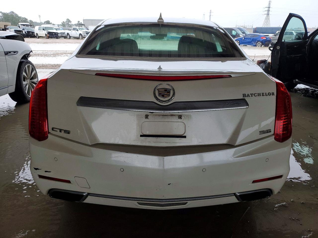 2014 Cadillac Cts Luxury Collection Beige vin: 1G6AR5S38E0134036