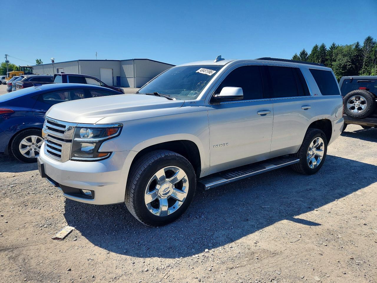 2015 Chevrolet Tahoe K1500 Lt Серебряный vin: 1GNSKBKC2FR727187
