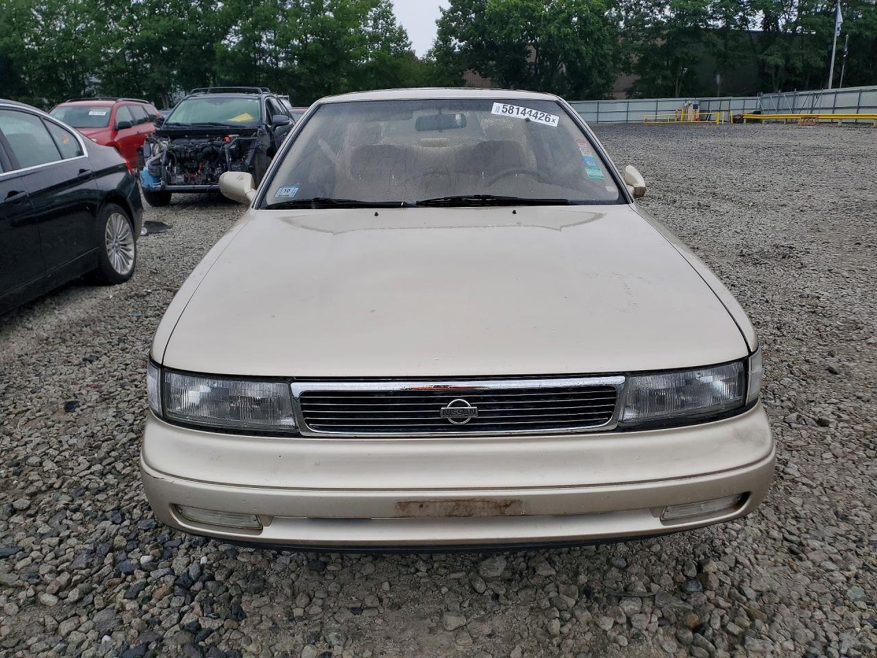 1992 Nissan Maxima Gxe Gold vin: JN1HJ01P7NT605525