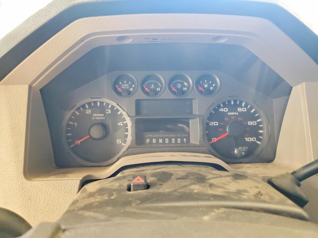 2009 Ford F250 Super Duty White vin: 1FTSW21R39EA62265