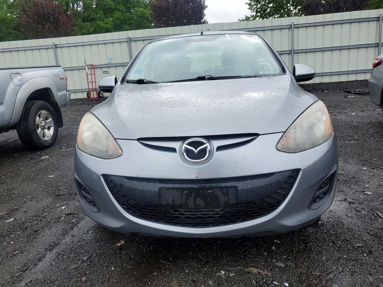 2014 Mazda Mazda2 Sport Серебряный vin: JM1DE1KZ1E0176695