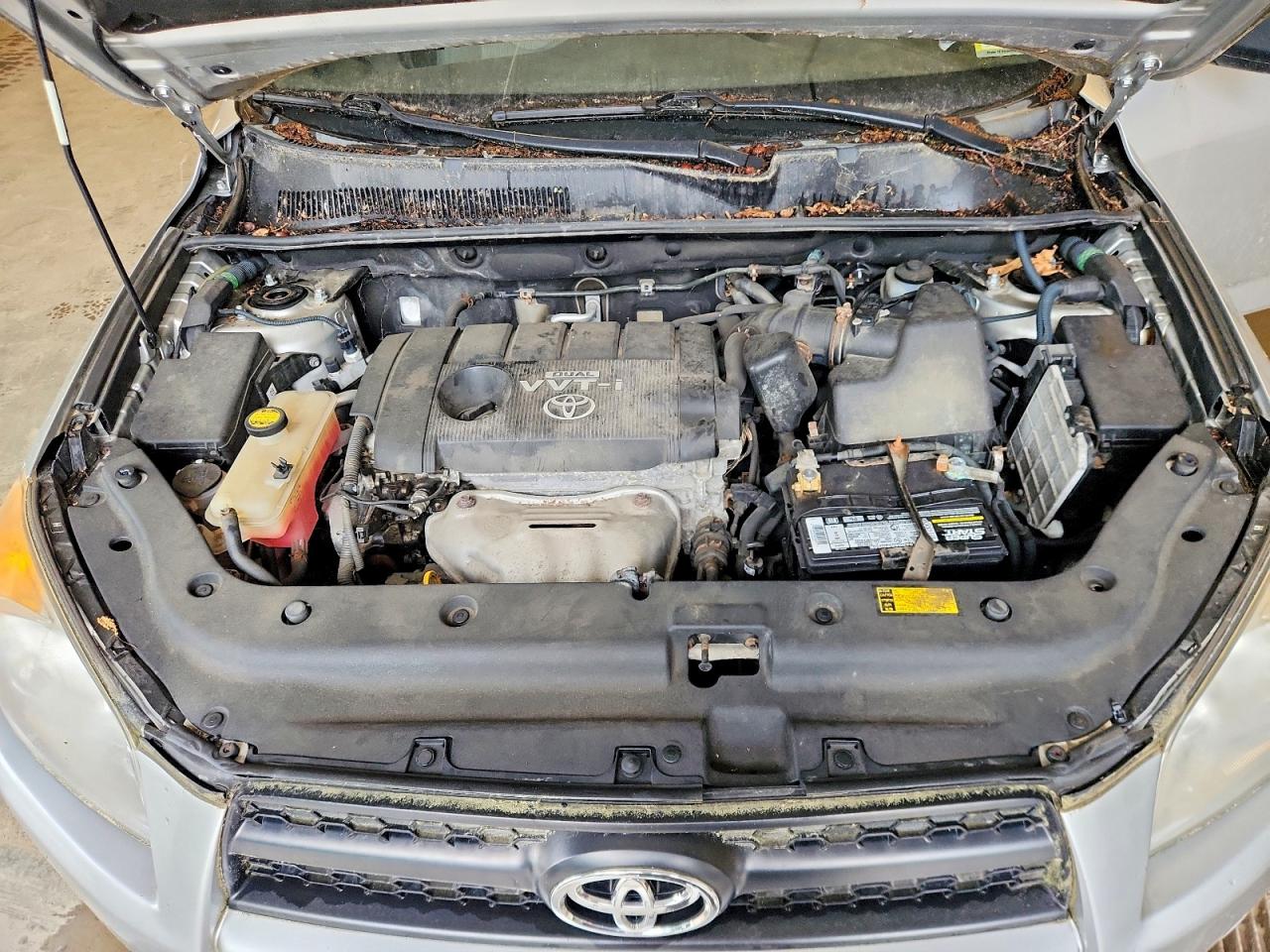 2011 Toyota Rav4 Base Silver vin: 2T3BF4DV3BW106199