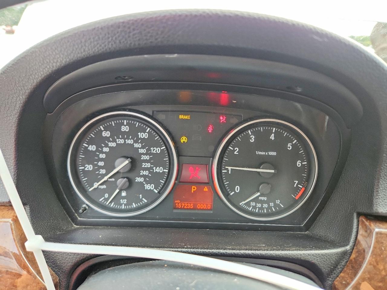 2010 Bmw 328 Xi Sulev Белый vin: WBAPK5C56AA649145