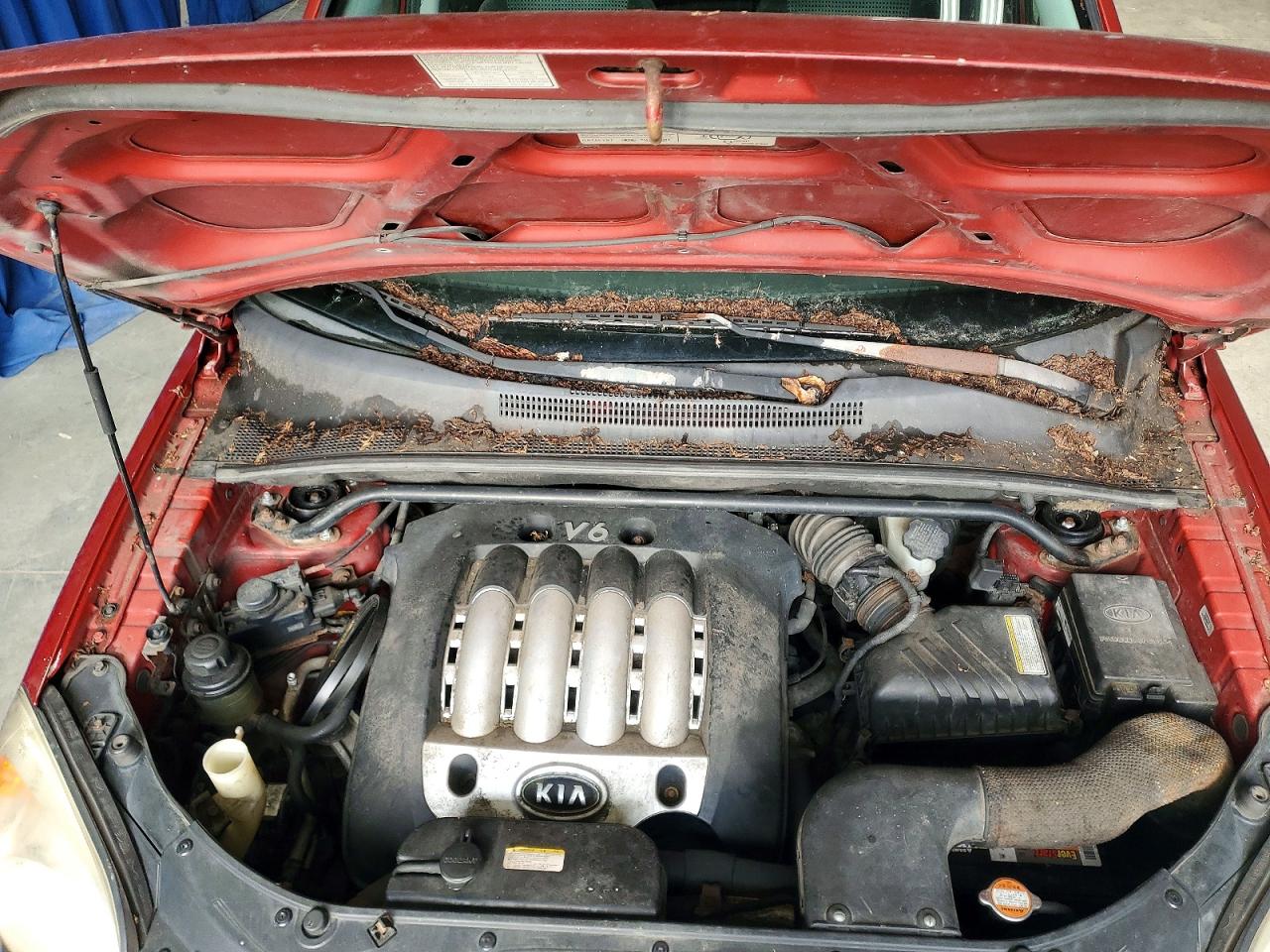 2005 Kia Sportage Red vin: KNDJE723157062253