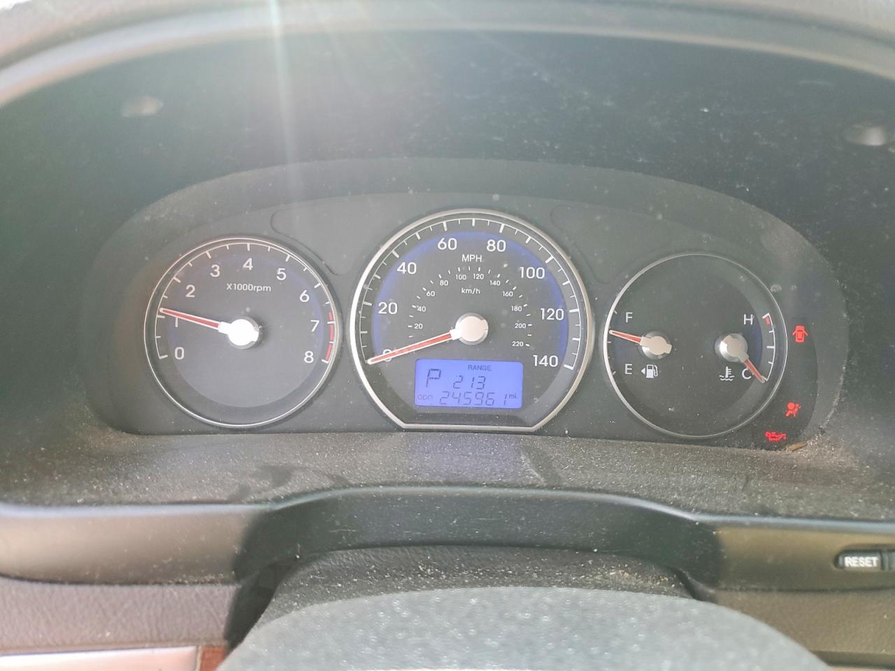 2012 Hyundai Santa Fe Limited Gray vin: 5XYZK4AG1CG110901