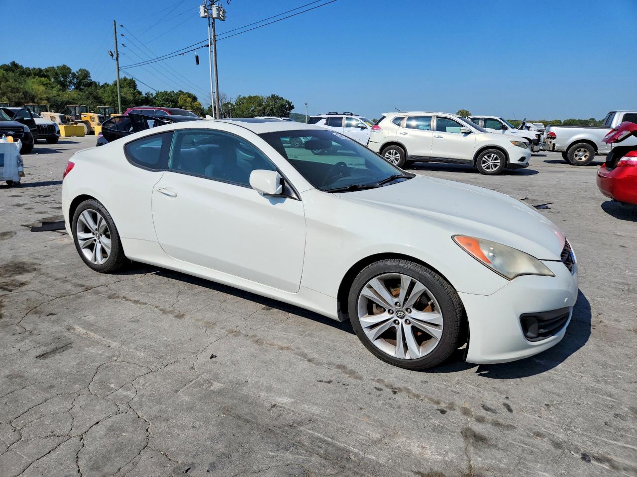 2011 Hyundai Genesis Coupe 2.0t Premium White vin: KMHHT6KDXBU063319