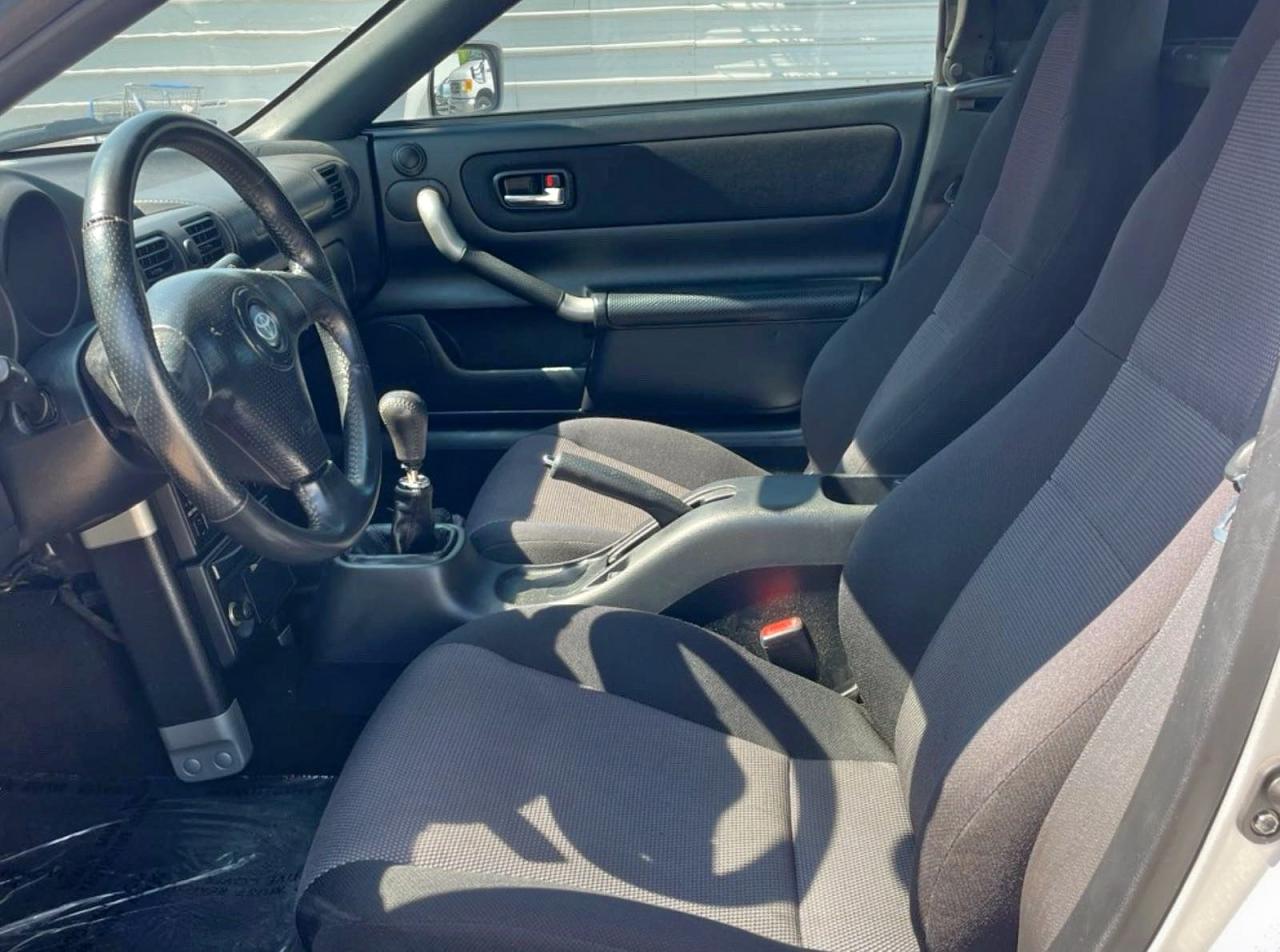 2000 Toyota Mr2 Spyder Silver vin: JTDFR3203Y0018812
