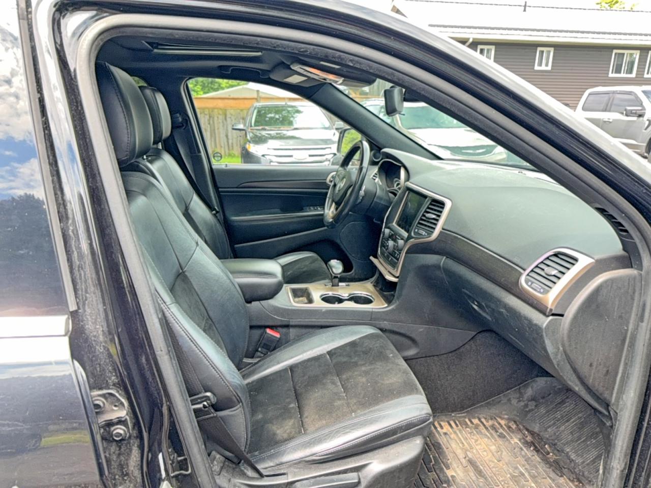 2015 Jeep Grand Cherokee Laredo Black vin: 1C4RJFAGXFC624916