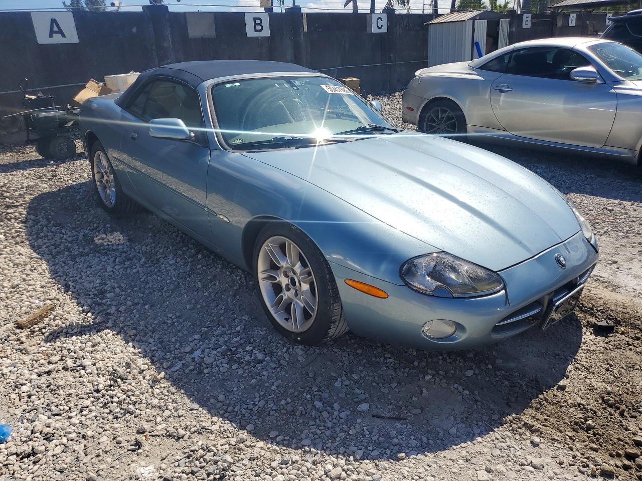 2002 Jaguar Xk8 Blue vin: SAJDA42C22NA25764