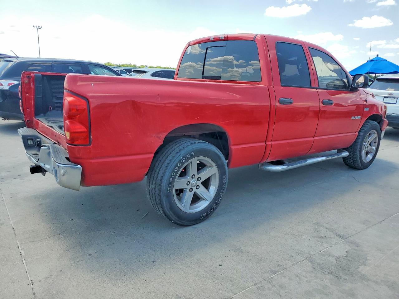 2008 Dodge Ram 1500 St Red vin: 1D7HA18278J103875