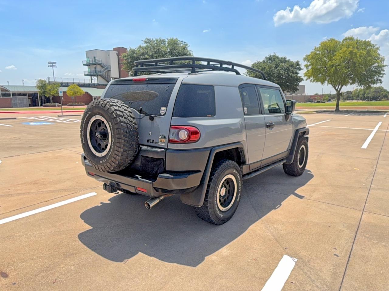 2013 Toyota Fj Cruiser Base Gray vin: JTEBU4BF7DK159058