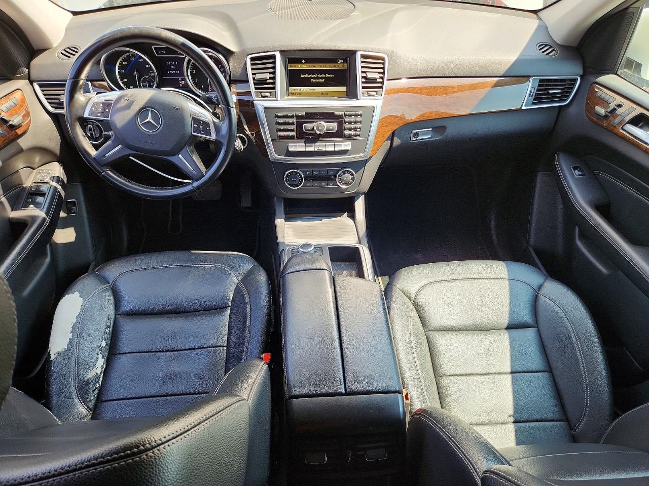 2012 Mercedes-benz Ml 350 4matic White vin: 4JGDA5HB7CA069411