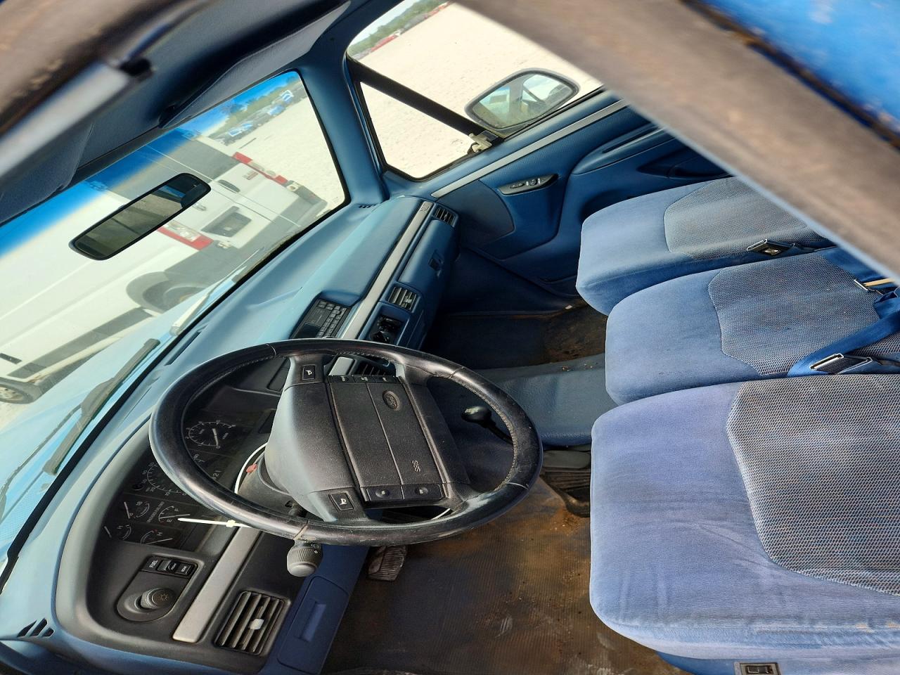 1994 Ford F150 Blue vin: 1FTEX14HXRKB89572