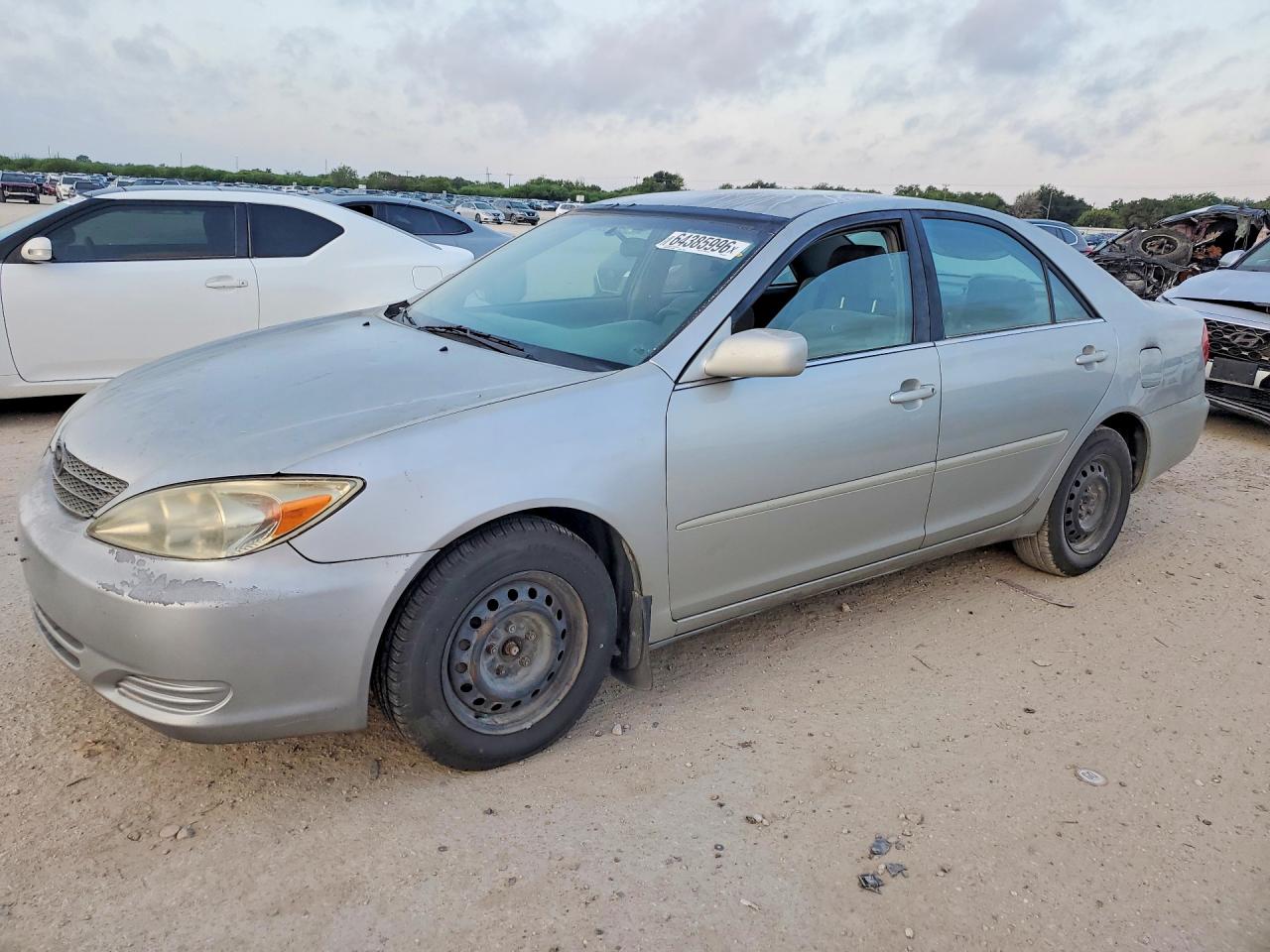 2004 Toyota Camry Le Silver vin: 4T1BE32K54U836715