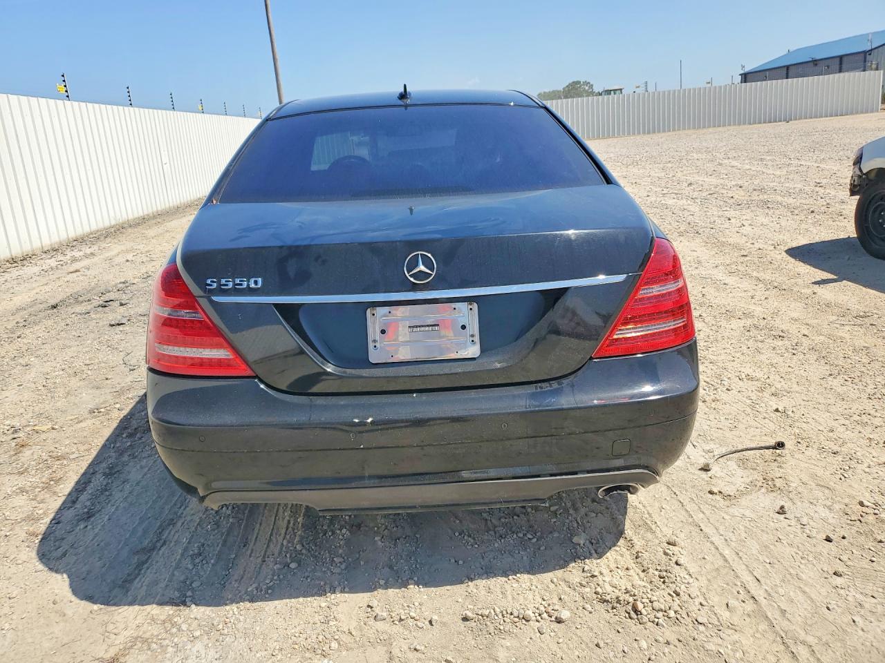 2008 Mercedes-benz S 550 Black vin: WDDNG71X78A230815