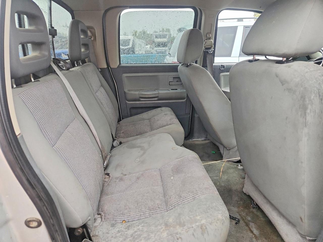 2007 Dodge Dakota Quad Slt Silver vin: 1D7HE48K87S127021
