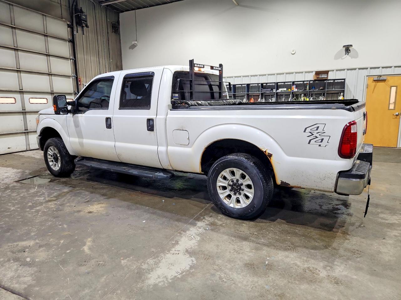 2013 Ford F250 Super Duty Белый vin: 1FT7W2B68DEA95555