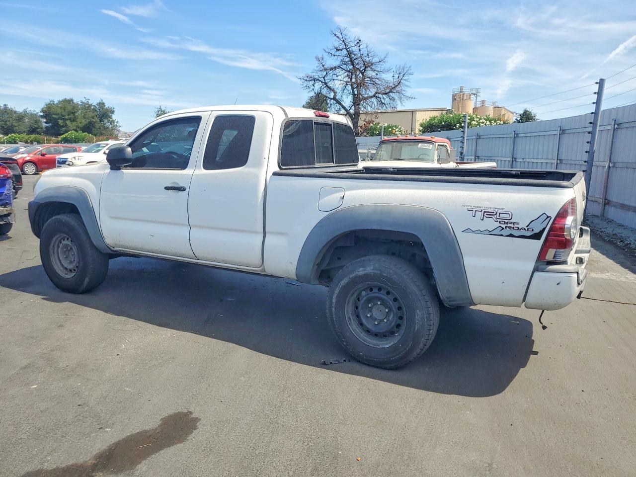 2009 Toyota Tacoma Prerunner V6 White vin: 5TETU62N69Z615579