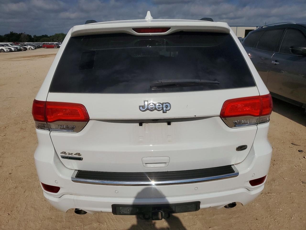 2014 Jeep Grand Cherokee Overland White vin: 1C4RJFCM6EC404254