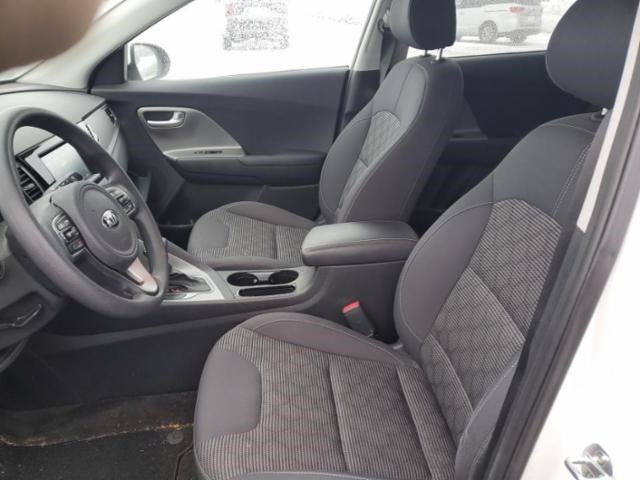 2018 Kia Niro Lx White vin: KNDCB3LC5J5155128