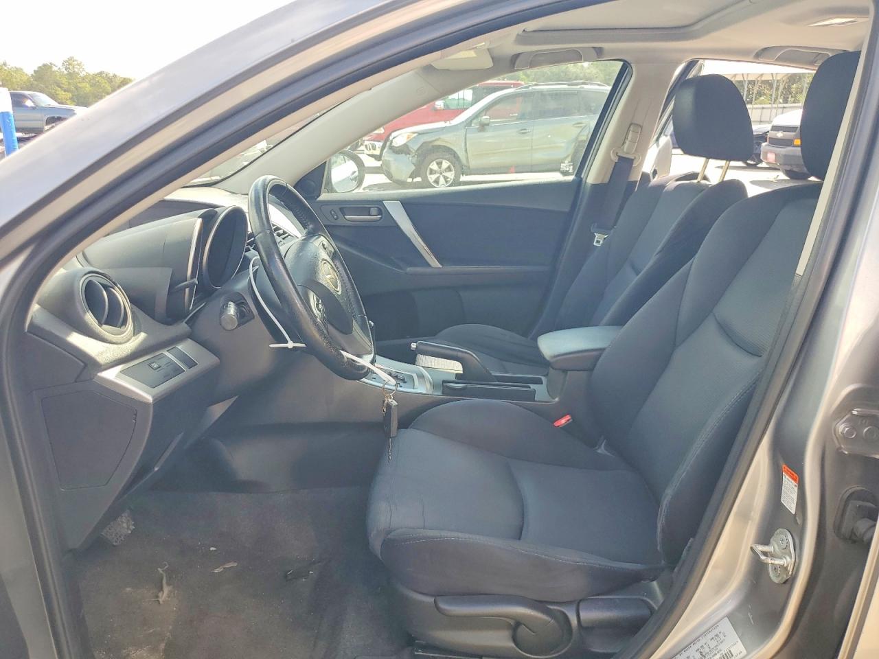 2010 Mazda 3 S Серебряный vin: JM1BL1S65A1238218