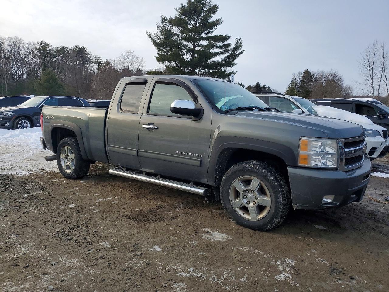 2011 Chevrolet Silverado K1500 Ltz Зеленый vin: 1GCRKTE3XBZ142408