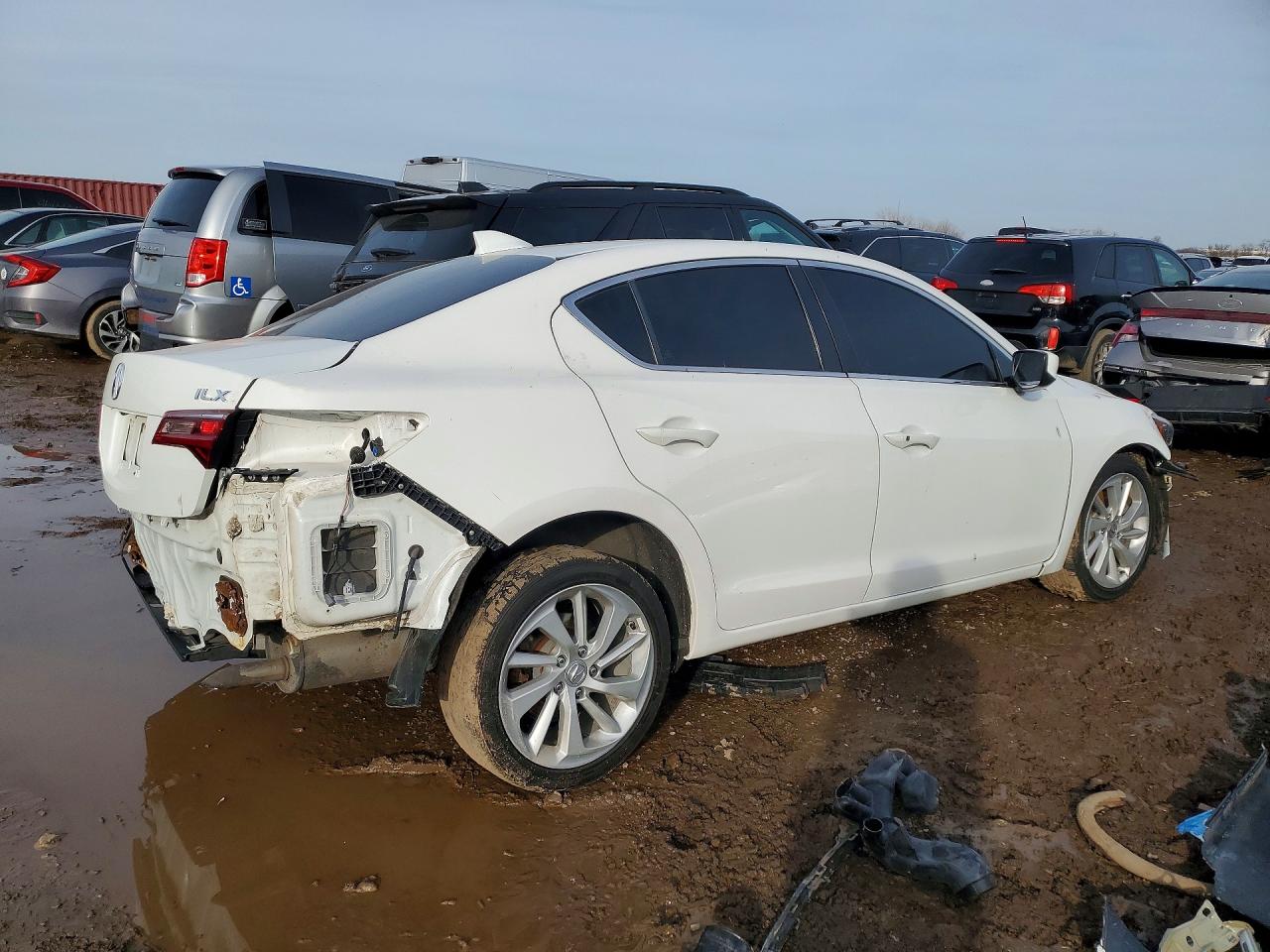 2018 Acura Ilx Base Watch Plus White vin: 19UDE2F39JA003072