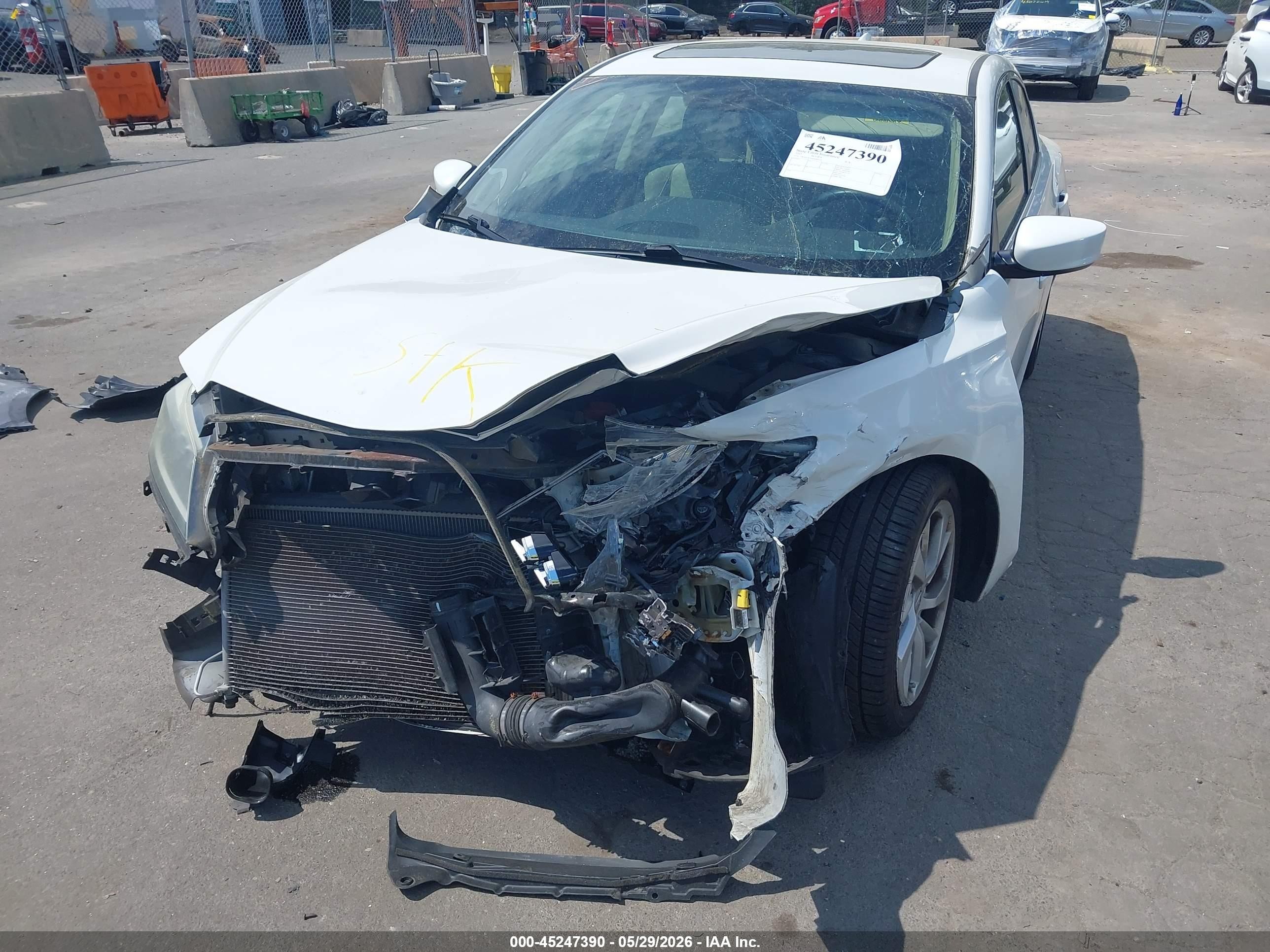 2017 Acura Ilx Premium Package/technology Plus Package White vin: 19UDE2F70HA009291