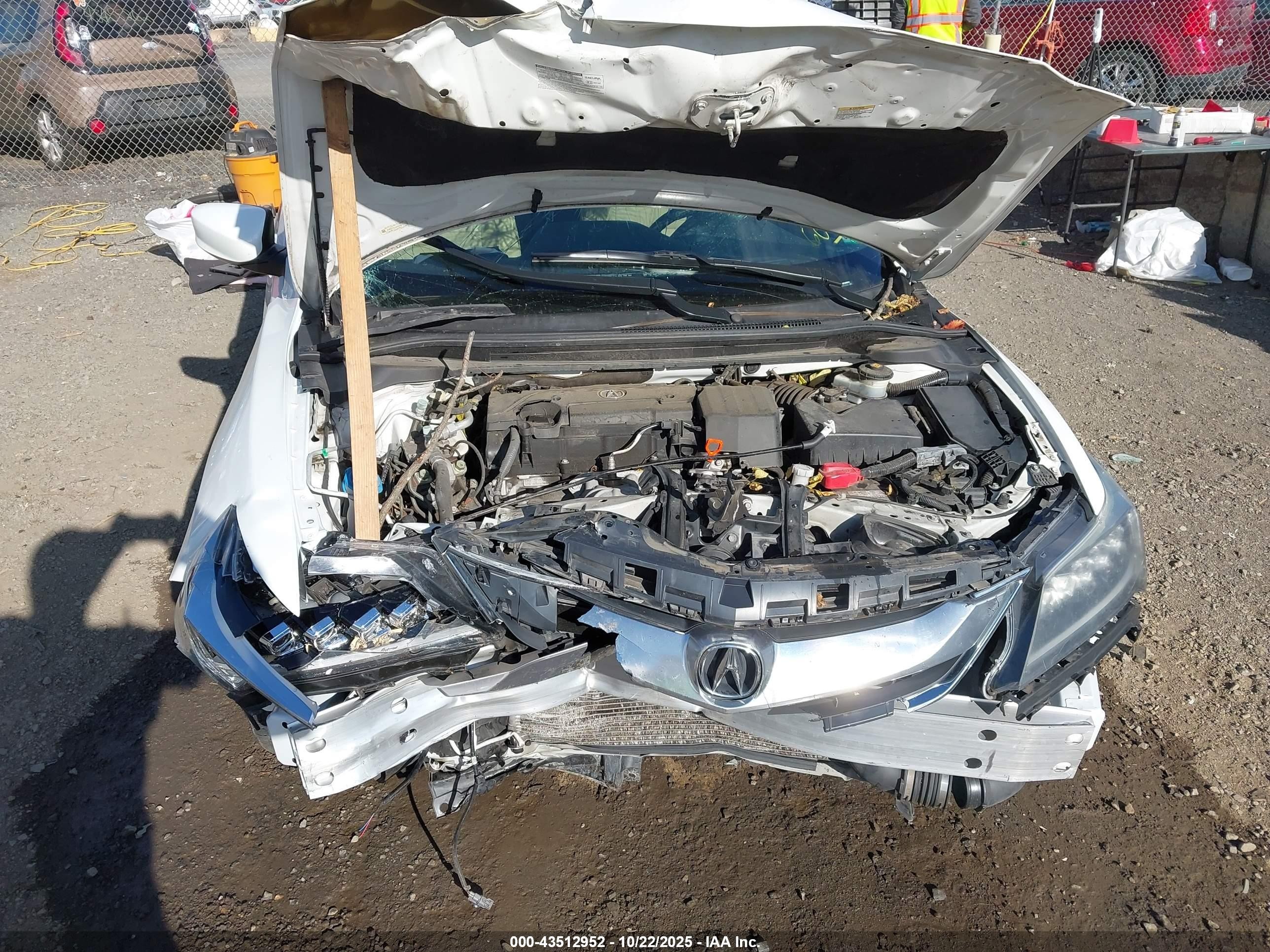 2018 Acura Ilx Premium Package/technology Plus Package Белый vin: 19UDE2F70JA005456