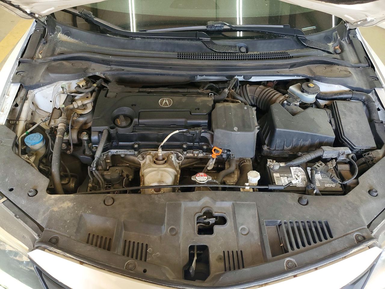 2017 Acura Ilx Premium White vin: 19UDE2F72HA003671