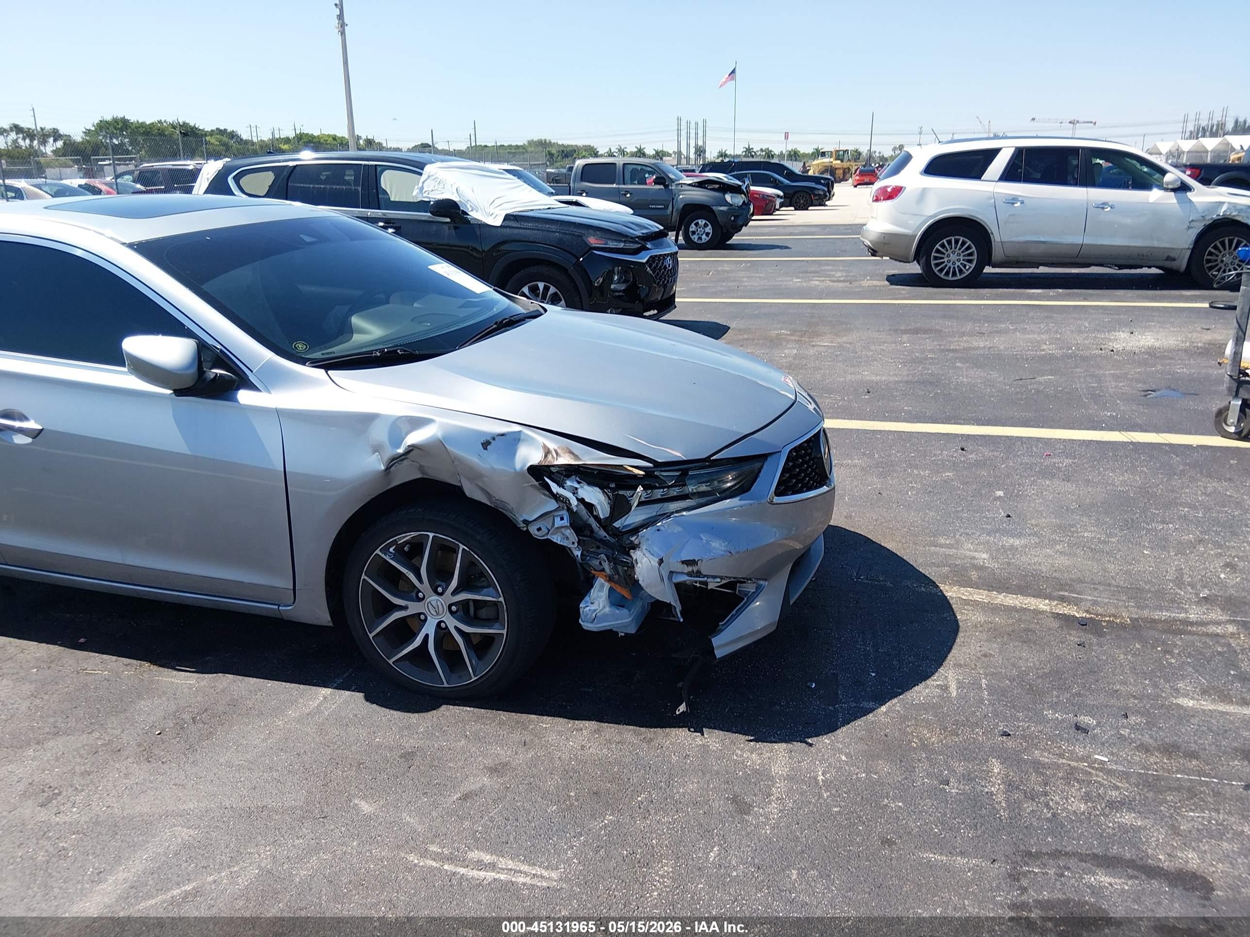 2020 Acura Ilx Premium Package/technology Package Silver vin: 19UDE2F72LA009351